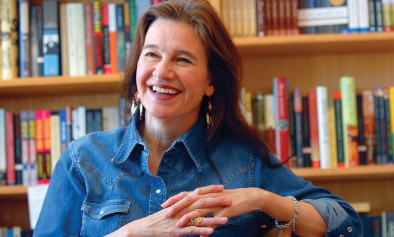Louise Erdrich | Biography, Books, The Mighty Red, Bookstore, & Awards Louise Erdrich | Biography, Books, The Mighty Red, Bookstore, & Awards