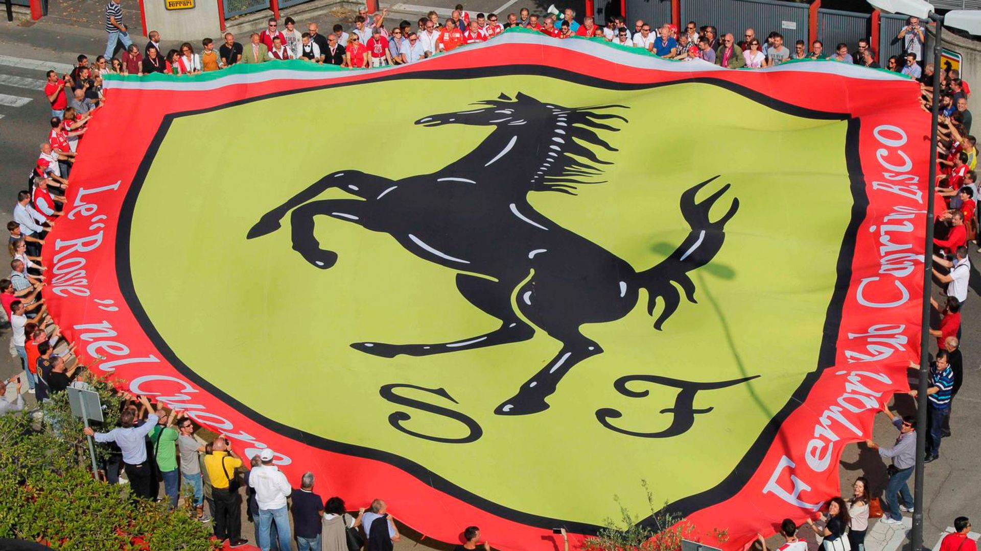 Car Logos. Ferrari Prancing Horse-1