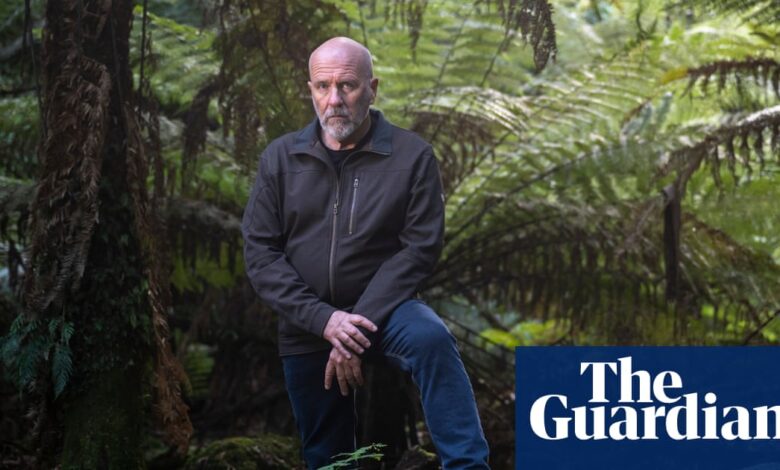 Richard Flanagan: ‘When I reread Evelyn Waugh’s Scoop it had corked badly’ | Richard Flanagan Richard Flanagan: ‘When I reread Evelyn Waugh’s Scoop it had corked badly’ | Richard Flanagan