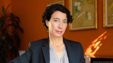 An Israeli author explores the psyche of a society at war – DW – 09/18/2025