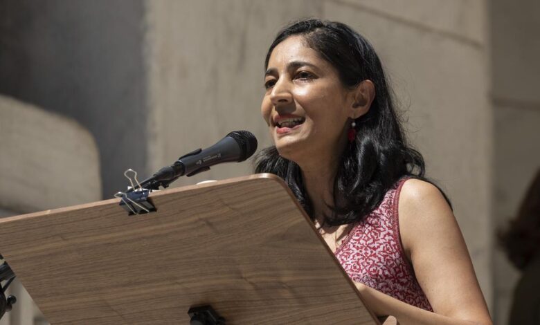 Ex-winner Kiran Desai shortlisted for Booker Prize for ‘The Loneliness of Sonia and Sunny’ Ex-winner Kiran Desai shortlisted for Booker Prize for ‘The Loneliness of Sonia and Sunny’