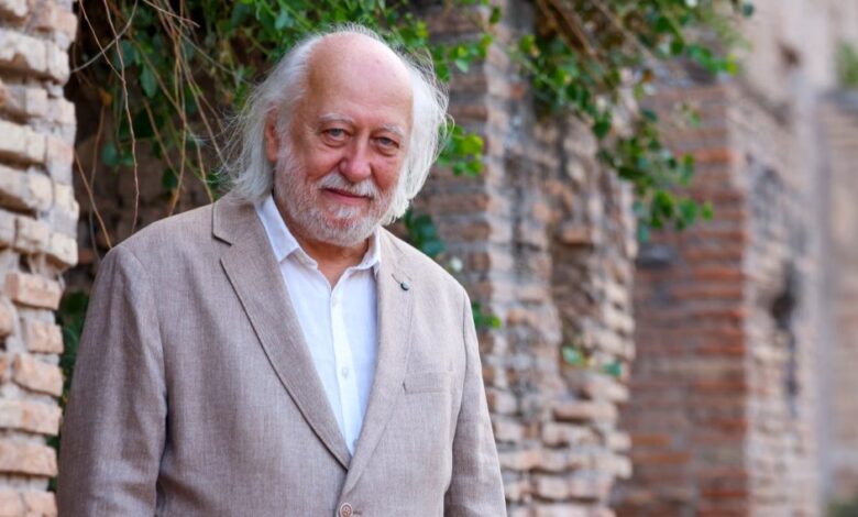 László Krasznahorkai, grim Hungarian author whose family hid Jewish roots, wins literature Nobel László Krasznahorkai, grim Hungarian author whose family hid Jewish roots, wins literature Nobel