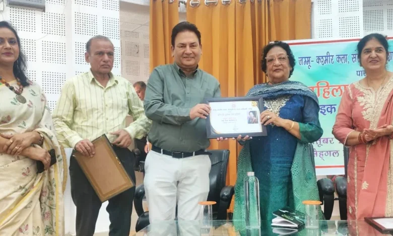 Rich Dogra traditions come alive in women’s storytelling programme – Rising Kashmir Rich Dogra traditions come alive in women’s storytelling programme – Rising Kashmir