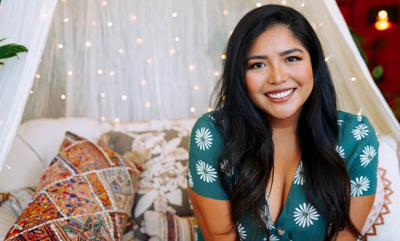 Mexican-American Dreamer Julissa Arce wins Luis Leal literary award